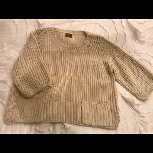 Adorable chunky Ivory sweater